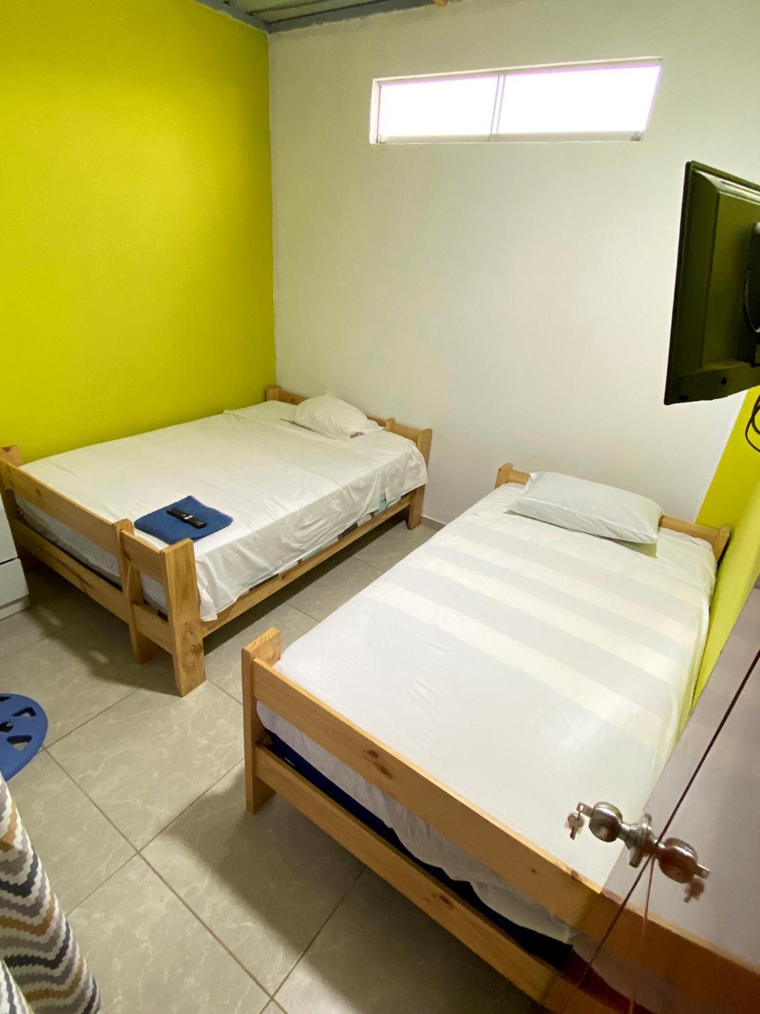 Hotel Hospedaje Rocio Del Mar à Cerro Azul Extérieur photo